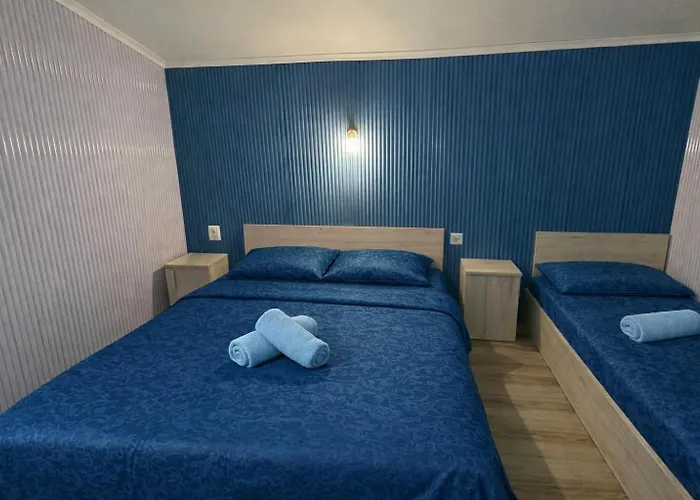 ゲストハウス White House